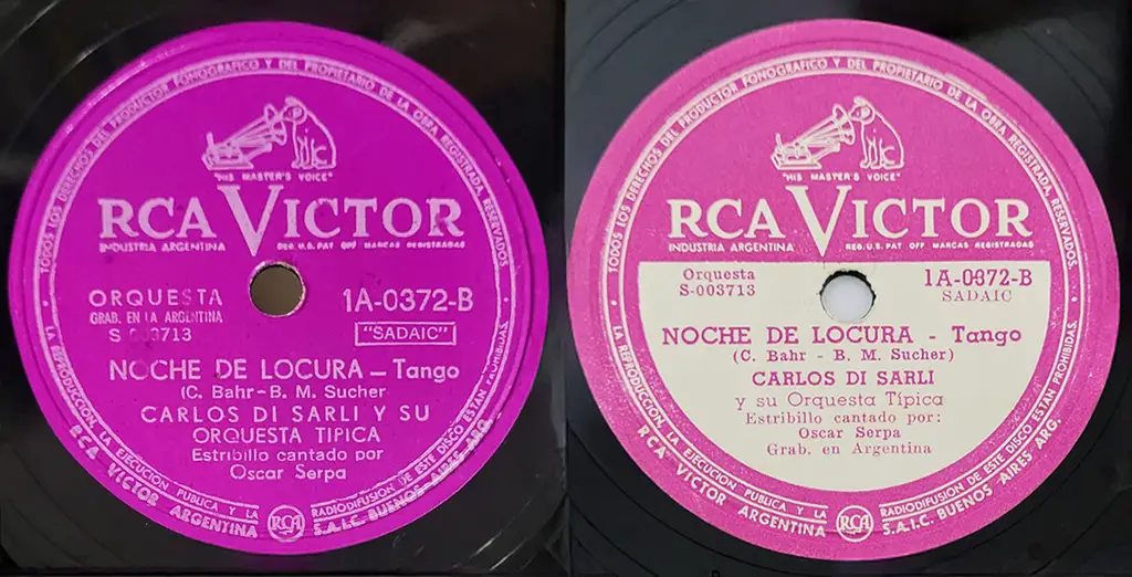 La face B des disques de Carlos Di Sarli de Juan Porteño, Noche de Locura, chantée par Oscar Serpa et enregistrée le même jour et pour être précis, juste avant Juan Porteño (matrices S003713 et S003714).